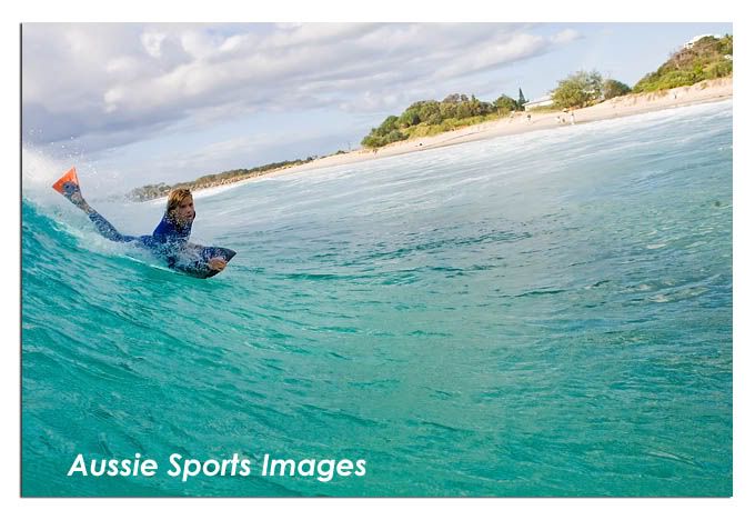 IMAGE: http://i132.photobucket.com/albums/q12/surfphotos/Dbah/Duranabah_05Apr2008_0139.jpg