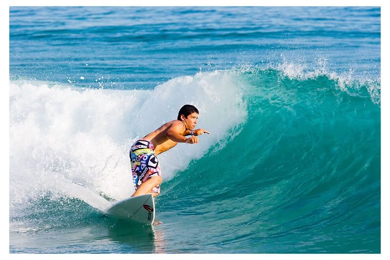 IMAGE: http://i132.photobucket.com/albums/q12/surfphotos/bh_23-12-0054.jpg