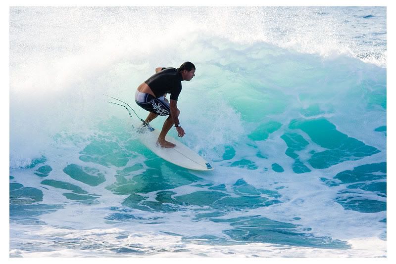 IMAGE: http://i132.photobucket.com/albums/q12/surfphotos/gc_24-12-0025.jpg