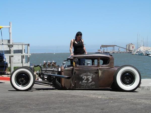 http://i132.photobucket.com/albums/q23/varela55/ratrod.jpg