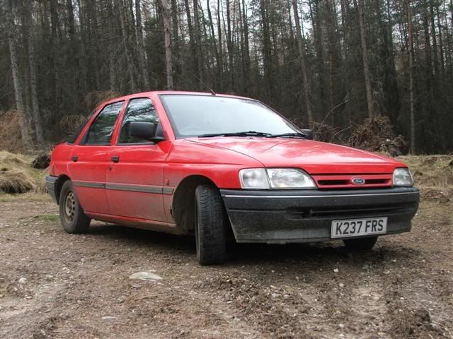 1992Escort_Mk5.jpg