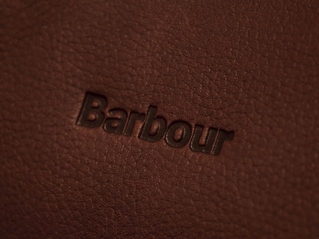 http://i132.photobucket.com/albums/q25/k-one76/barbour.jpg