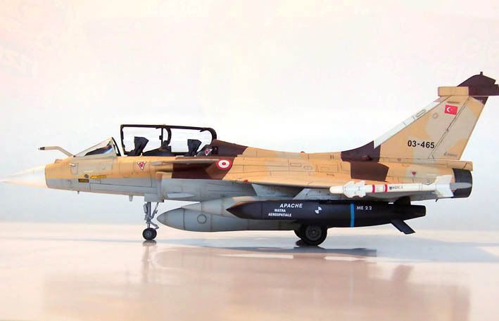 http://i132.photobucket.com/albums/q35/flex297/Rafale017.jpg