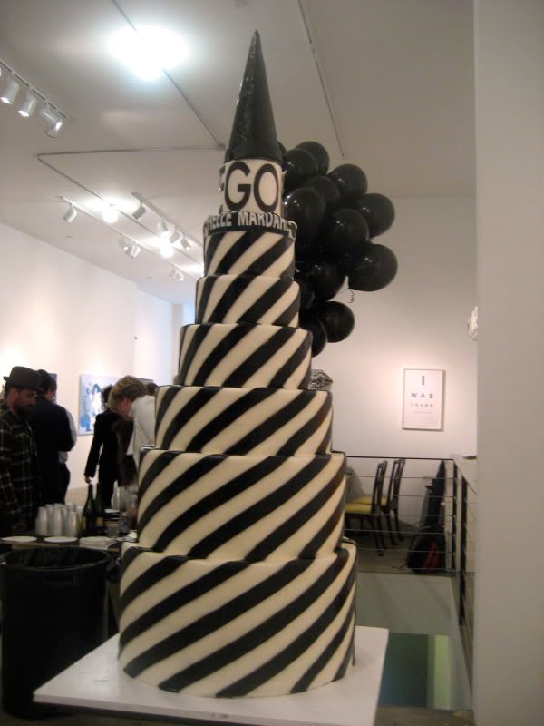 The Helle Mardahl wedding cake a dizzying spiral of black and white